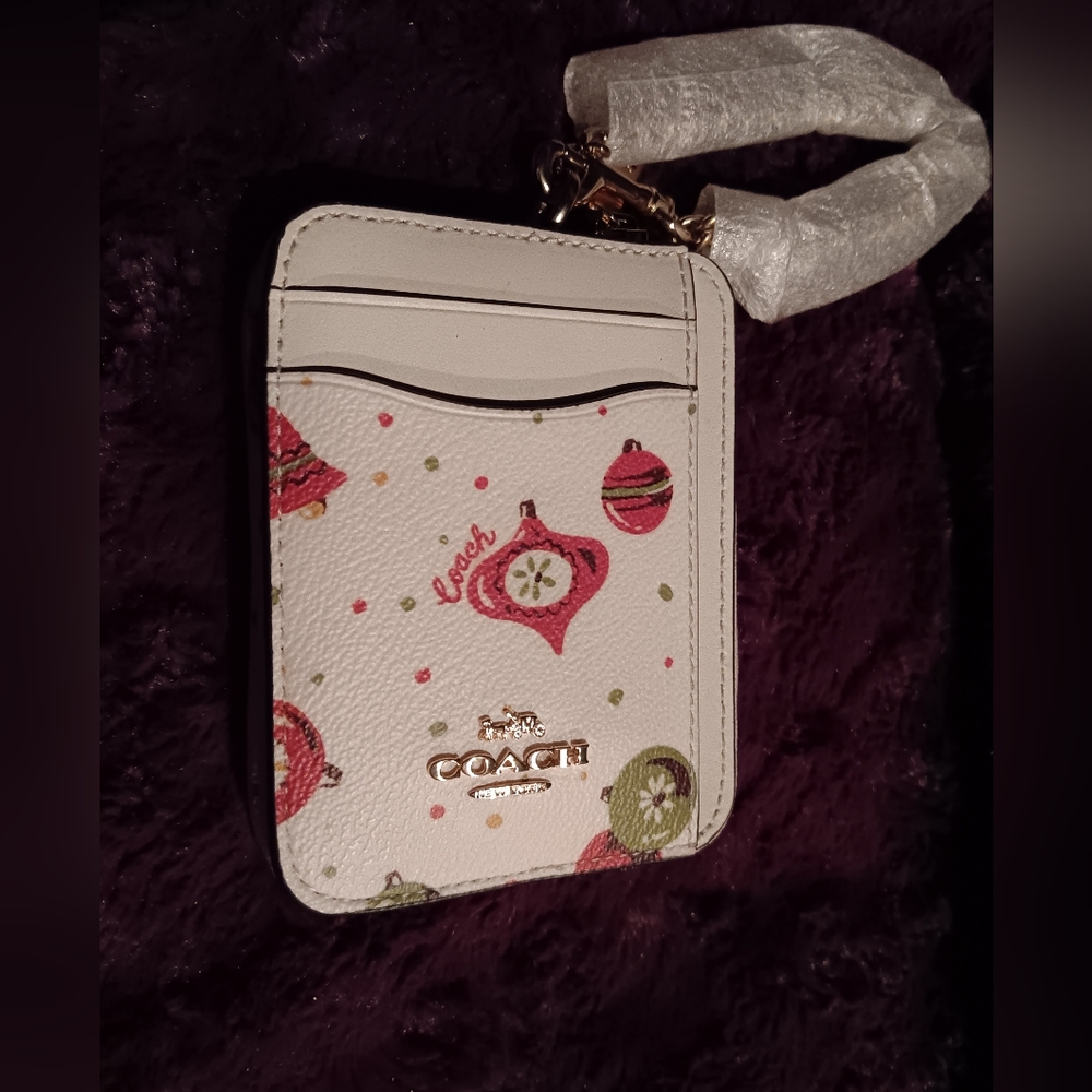 LIMITED EDITION Coach zip around Ornament print card holder